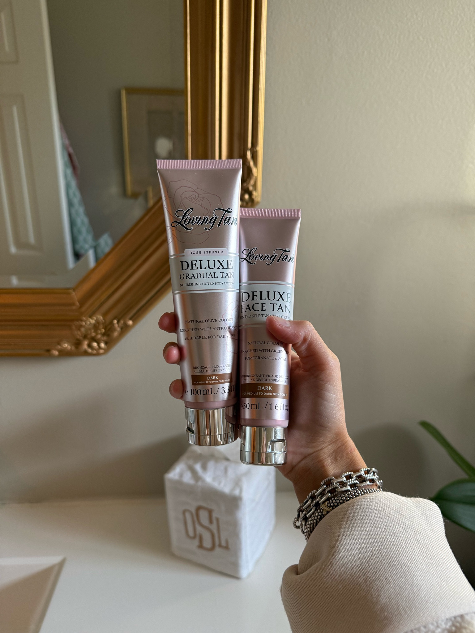 The BEST for a natural glow #lovingtan

#LTKBeauty #LTKFindsUnder100 #LTKFindsUnder50