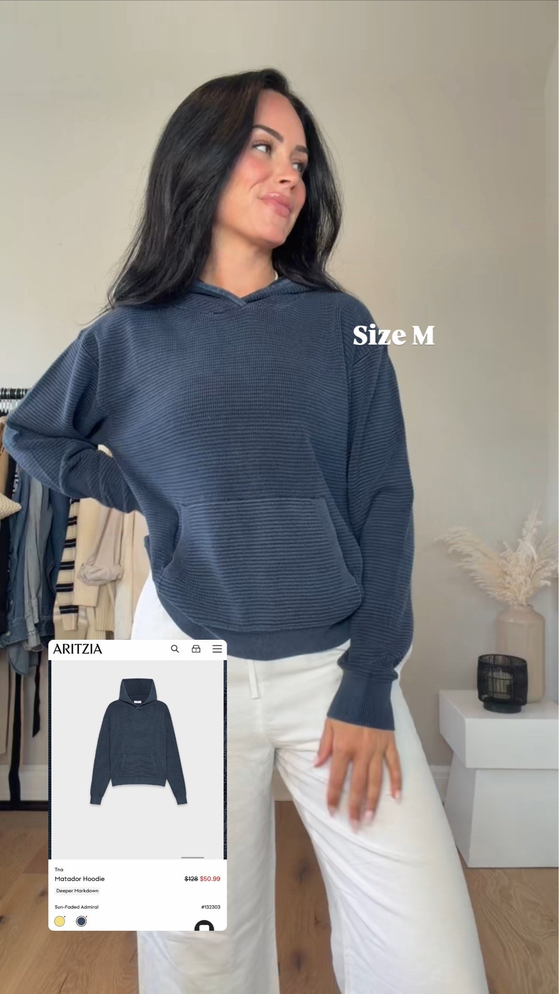This Aritzia hoodie that I love is on major sale!!! 

@Aritzia