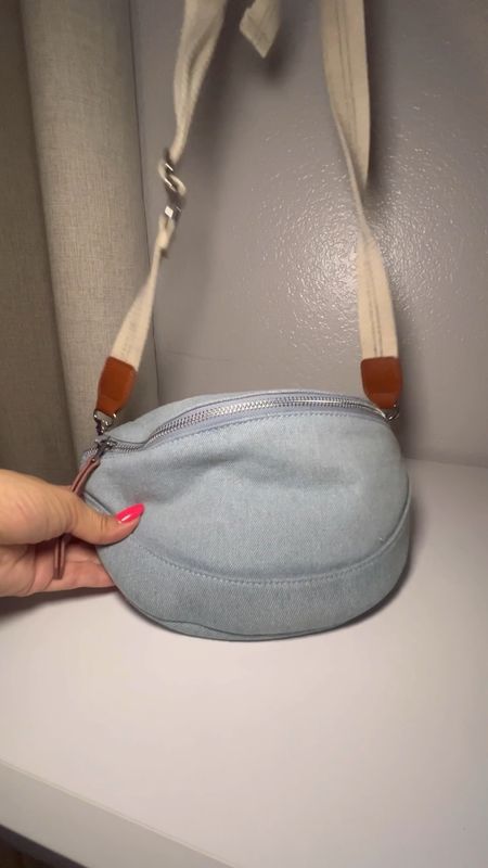 New denim bag from target 

#LTKstyletip #LTKfindsunder50 #LTKtravel