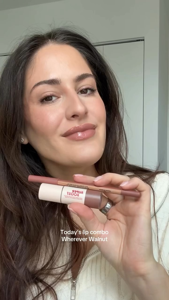 Lip combo otd 💋
@makeupforever Wherever Walnut liner and gloss

#lipcombo #lipcombooftheday #whereverwalnut #beauty #makeup