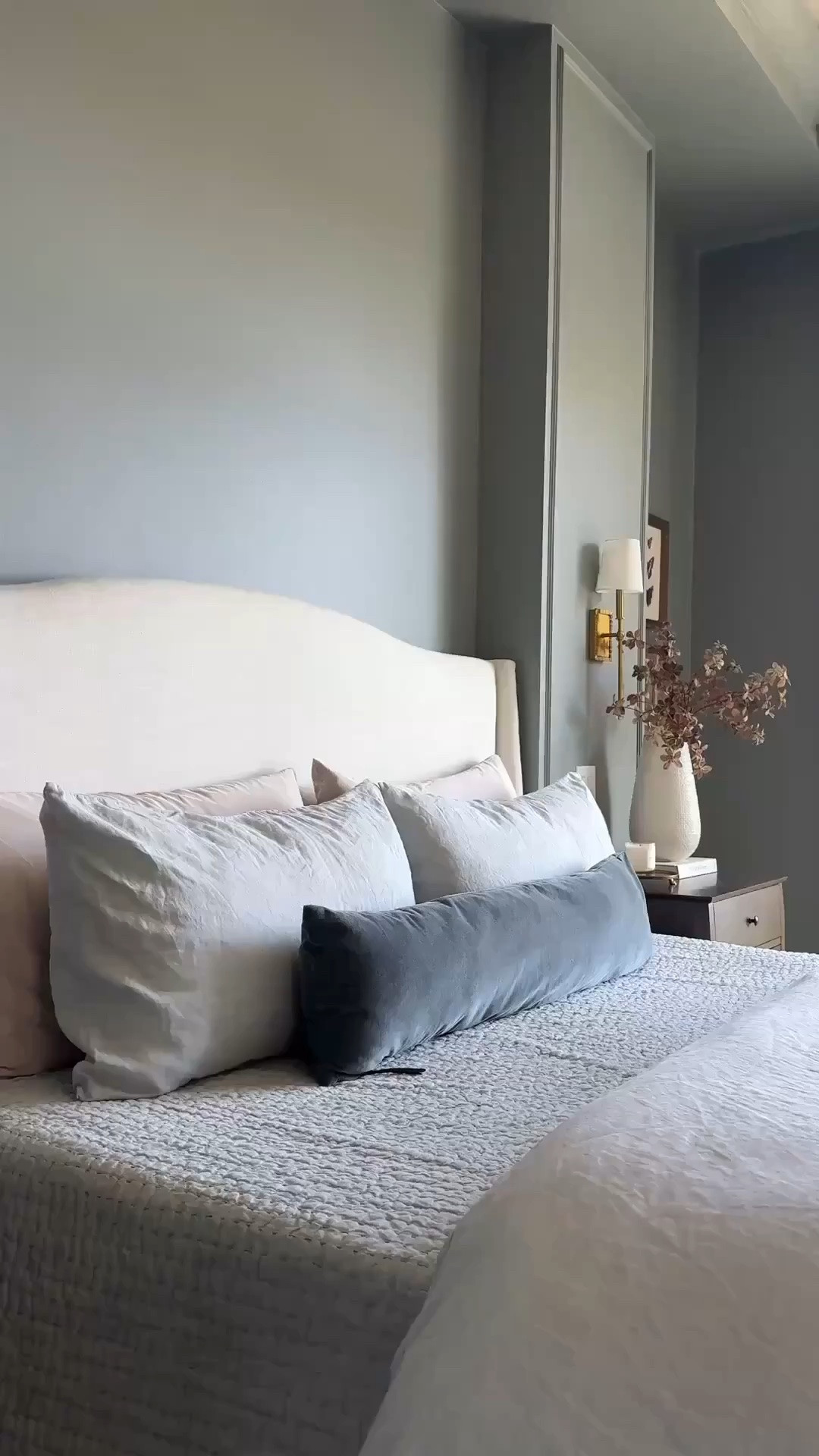 I’ll die on this hill: @Quince has the BEST bedding! 🤌🏽✨

Absolutely beautiful, high-quality and sustainably sourced and remarkably fair priced. It’s the only bedding a I’ve put on my bed for 3 years now, and the only kind I recommend to family and friends. I’ve given it as a gift, I’ve put it in my kids’ room, and I’ve loved it in multiple colors and styles.

The best of the best, truly. And you WILL be surprised by the price tags for the quality.

#LTKHome #LTKOver40