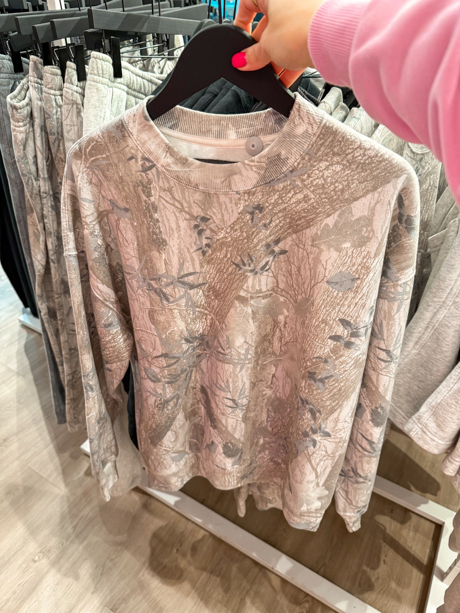 Camo sweater on sale

#LTKSaleAlert