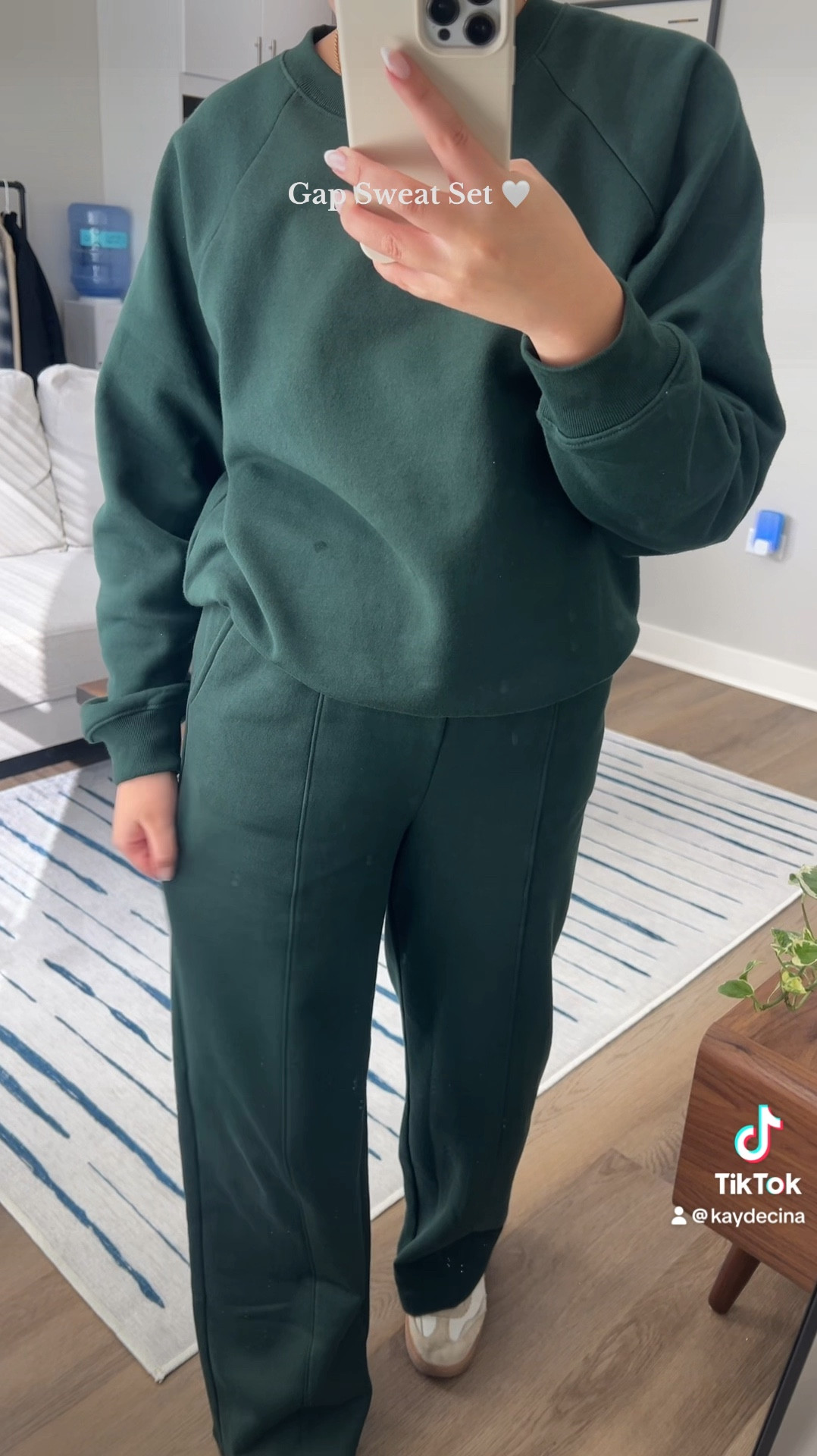 Wearing size XS pants and size Small sweatshirt! 

Gap, sweat set, sweatshirt, sweatpants, loungewear 

#LTKTravel #LTKFitness #LTKHoliday