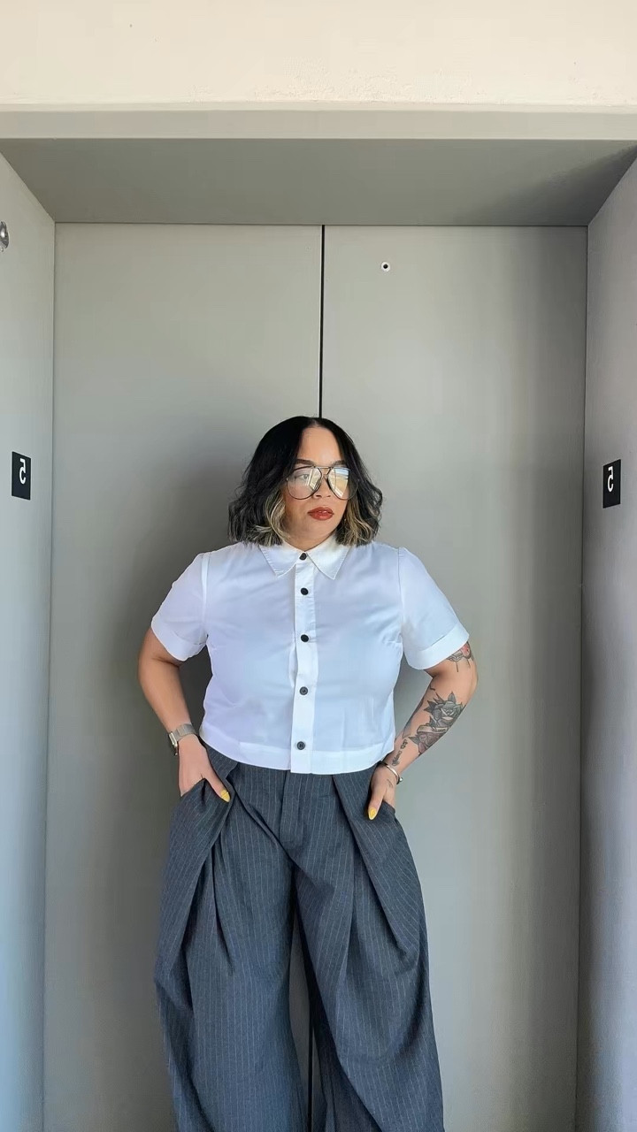 
“The way you dress yourself sets the tone for your day.
When your outfit feels intentional, you move differently.
Confidence isn’t performative — it’s practiced.”

#outfitinspiration #fashionblogger #personalstyle #TikTokFashion #confidencetips 

#LTKootd