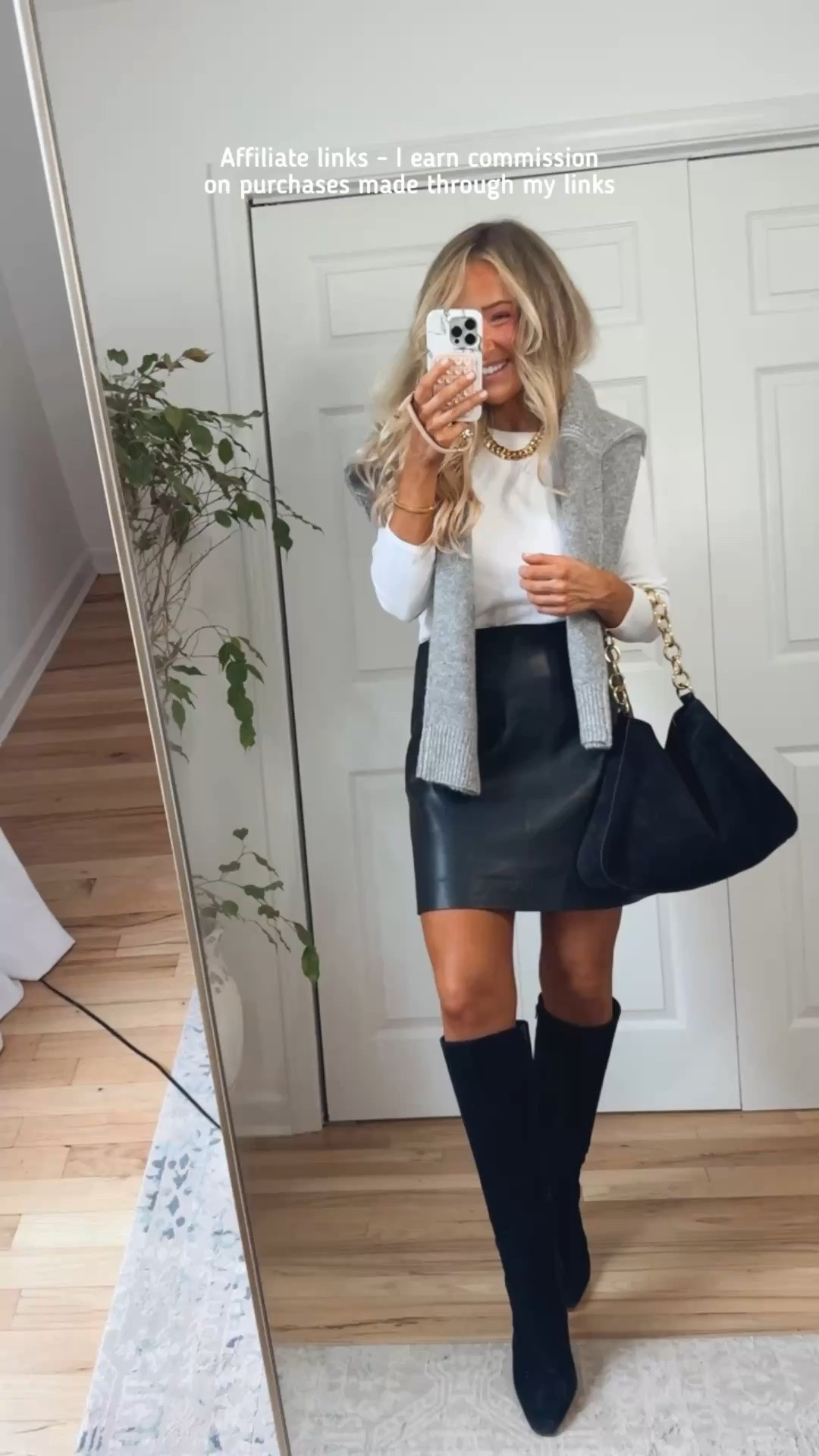 Affiliate links - I earn commission on purchases made through my links

Chic fall outfits
Black faux leather skirt
Suede knee high boots
Black suede bag