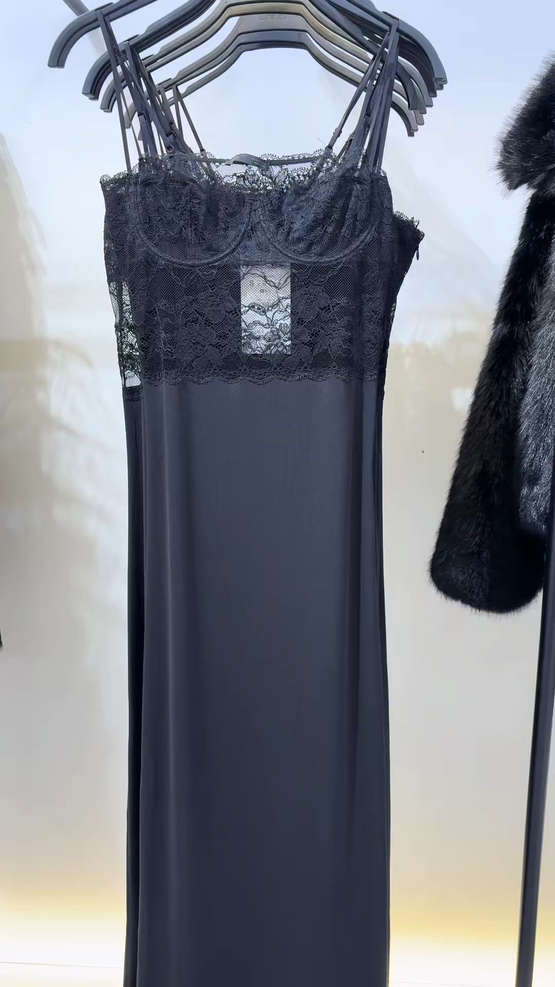 Zara new dress code: 1067/004/800
