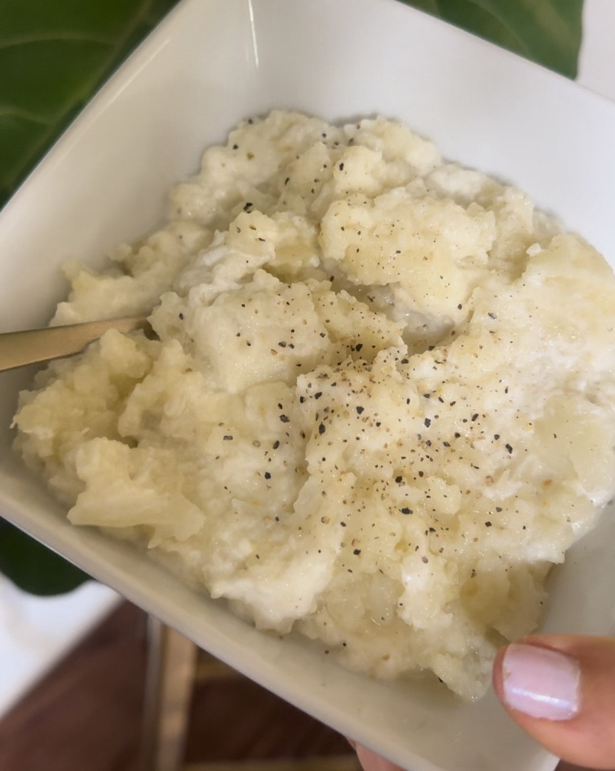 CREAMY MASHED CAULIFLOWER- tastes like comfort food but it’s bikini friendly!


12 ounce package frozen cauliflower 

1/2 cup plain 2% Greek yogurt 

salt and garlic pepper (I use @redmondrealsalt save with HHH15)

Cook cauliflower until soft, drain off the water. Mash in the yogurt (I use an old fashioned potato masher) and season to taste. 

Makes two servings- each contains 80 calories and 5 grams protein. 

xoxo
Elizabeth


#LTKVideo #LTKOver40 #LTKHome