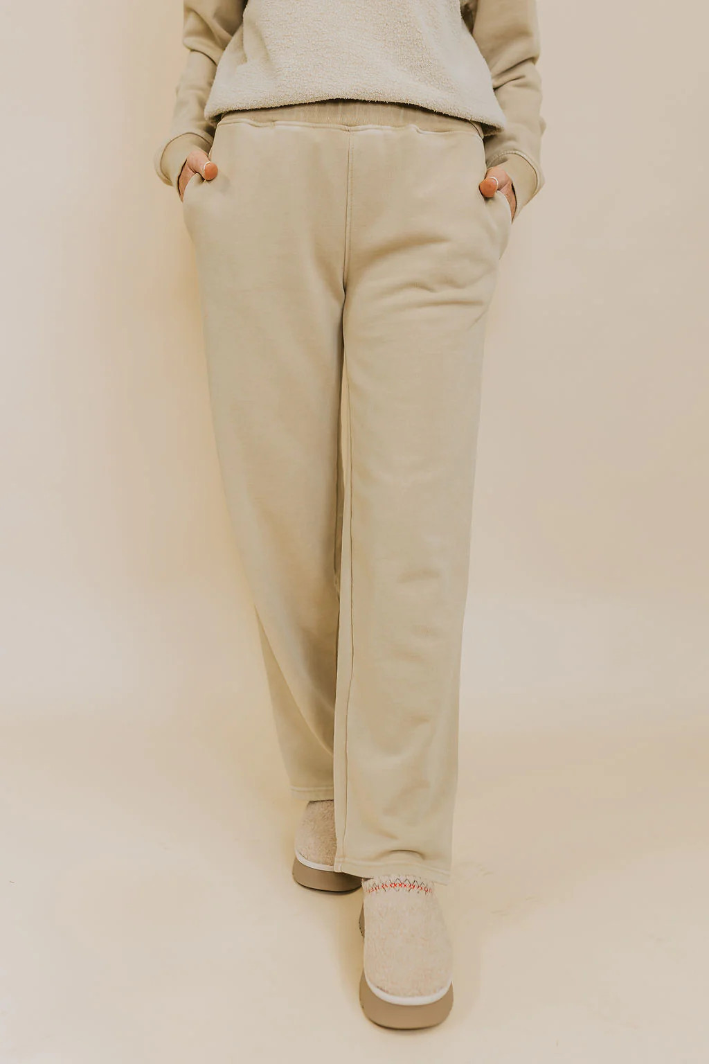 Felicia Fleece Lounge Pants - Taupe | Bates Boutique 