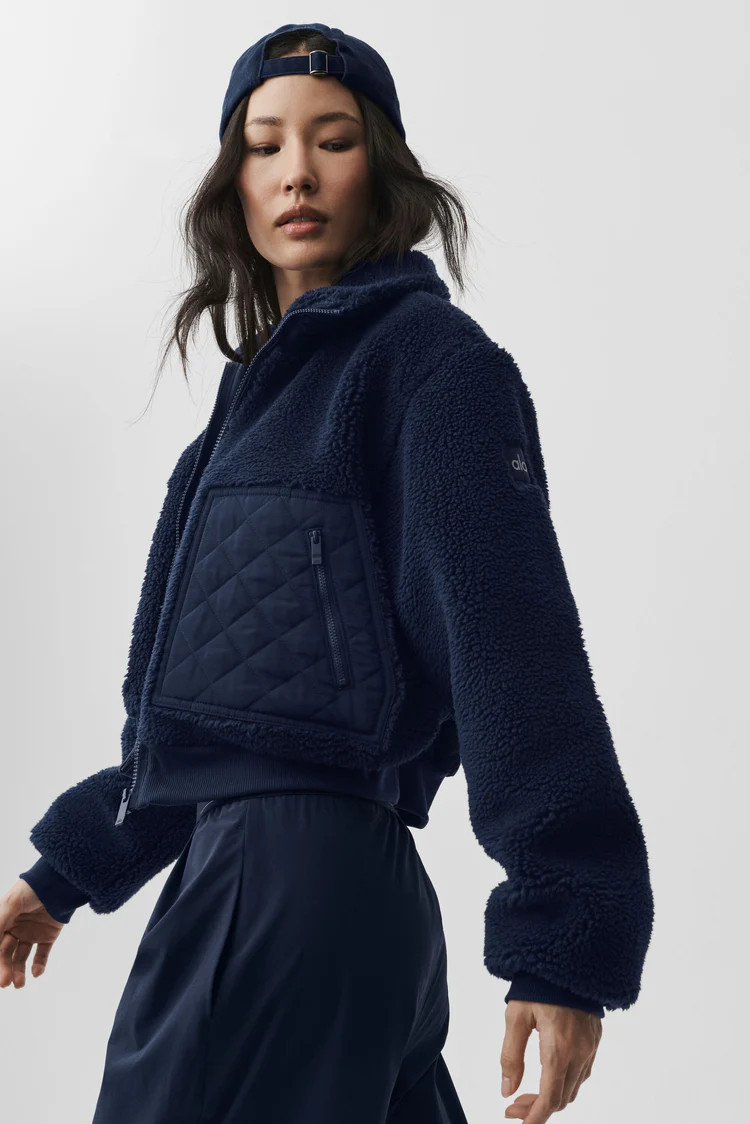 Sherpa Edge Bomber | Alo Yoga