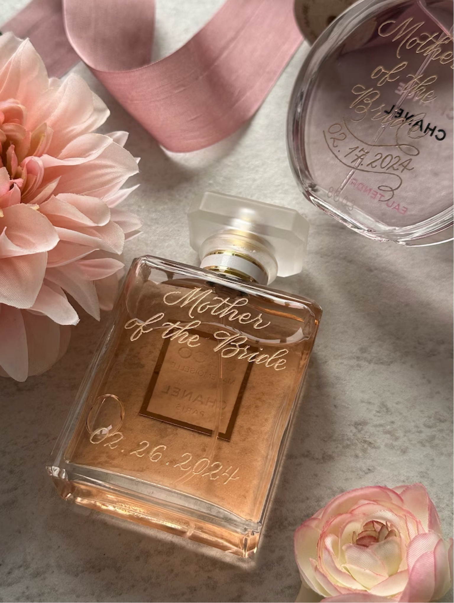 Perfume Bottle Calligraphy Engraving from byPScalligraphy

Engraved Fragrance | Wedding Day Of Gift to Mom | Bridal Party Gift | Mother's Day | Valentine’s Day | unique gift for her | wedding day | bridal shower 


#LTKMostLoved #LTKBeauty #LTKWedding