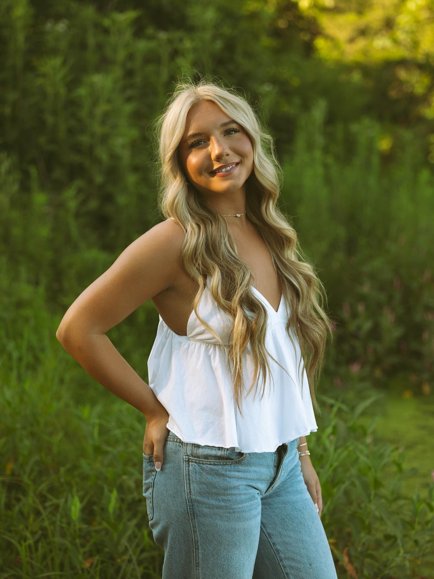 How do I even pick a favorite from this gallery?! Senior pics for @trinityroaden 🤍

#tennesseephotographer #nashvillephotographer #seniorphotographer #nashvillephoto #seniorpictures #senior #explorepageًًً