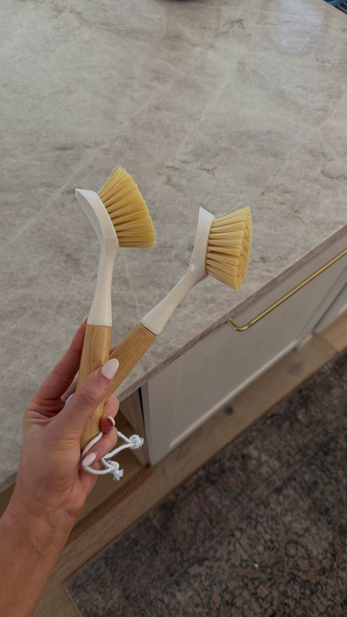Cutest wooden dish scrubber brushes 2/$10 on Amazon!  

#LTKdayinmylife #LTKHome
