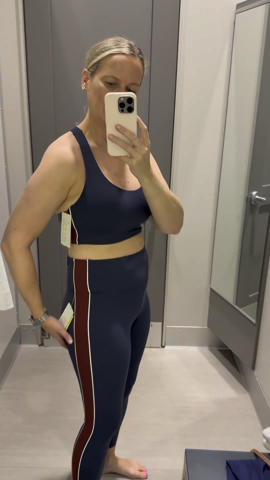 I love this matching sports bra and leggings from target! Makes a great fall outfit for working out. I thought both the top and the bottom were true to size.

Leggings, cute target clothes, outfits for working out, affordable, workout clothes, cute clothes for working out, target style, workout leggings, sports bra

#LTKActive #LTKFindsUnder50 #LTKOver40