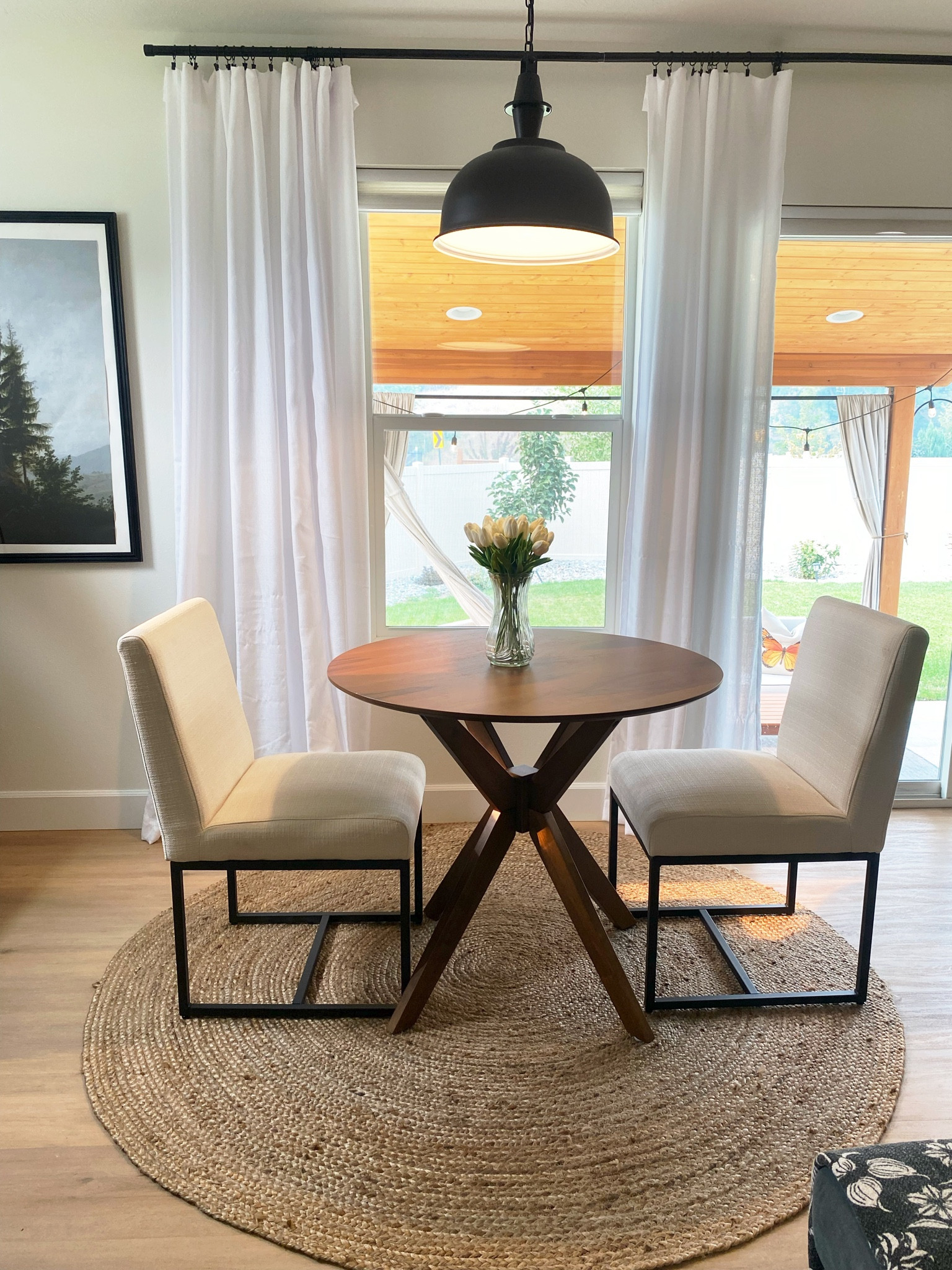 Small dining room styling! 

Small dining room
Modern dining room
Breakfast nook
Transitional dining room
Neutral dining room


#LTKhome