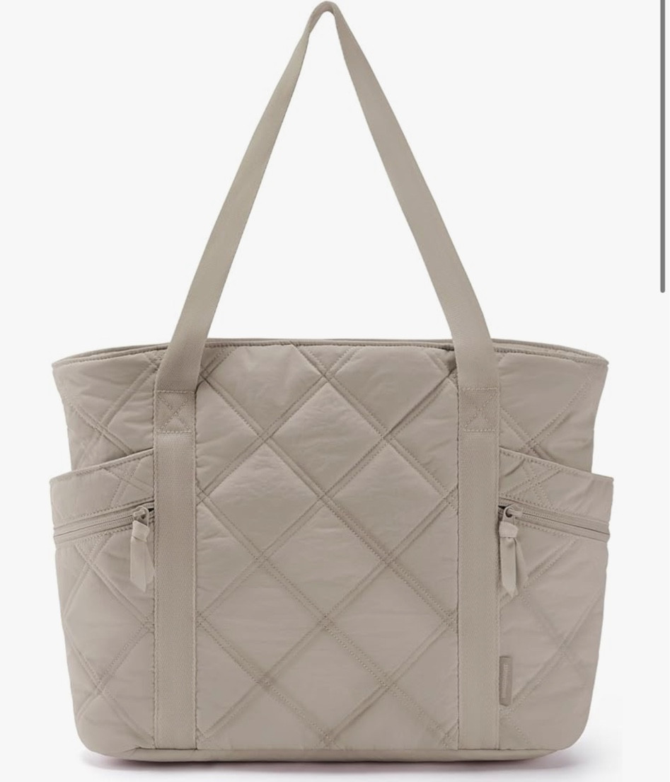 Carry on bag from Amazon

Travel carry on
Travel bag
Luggage 
Travel essentials 

#LTKSaleAlert #LTKFindsUnder50 #LTKTravel