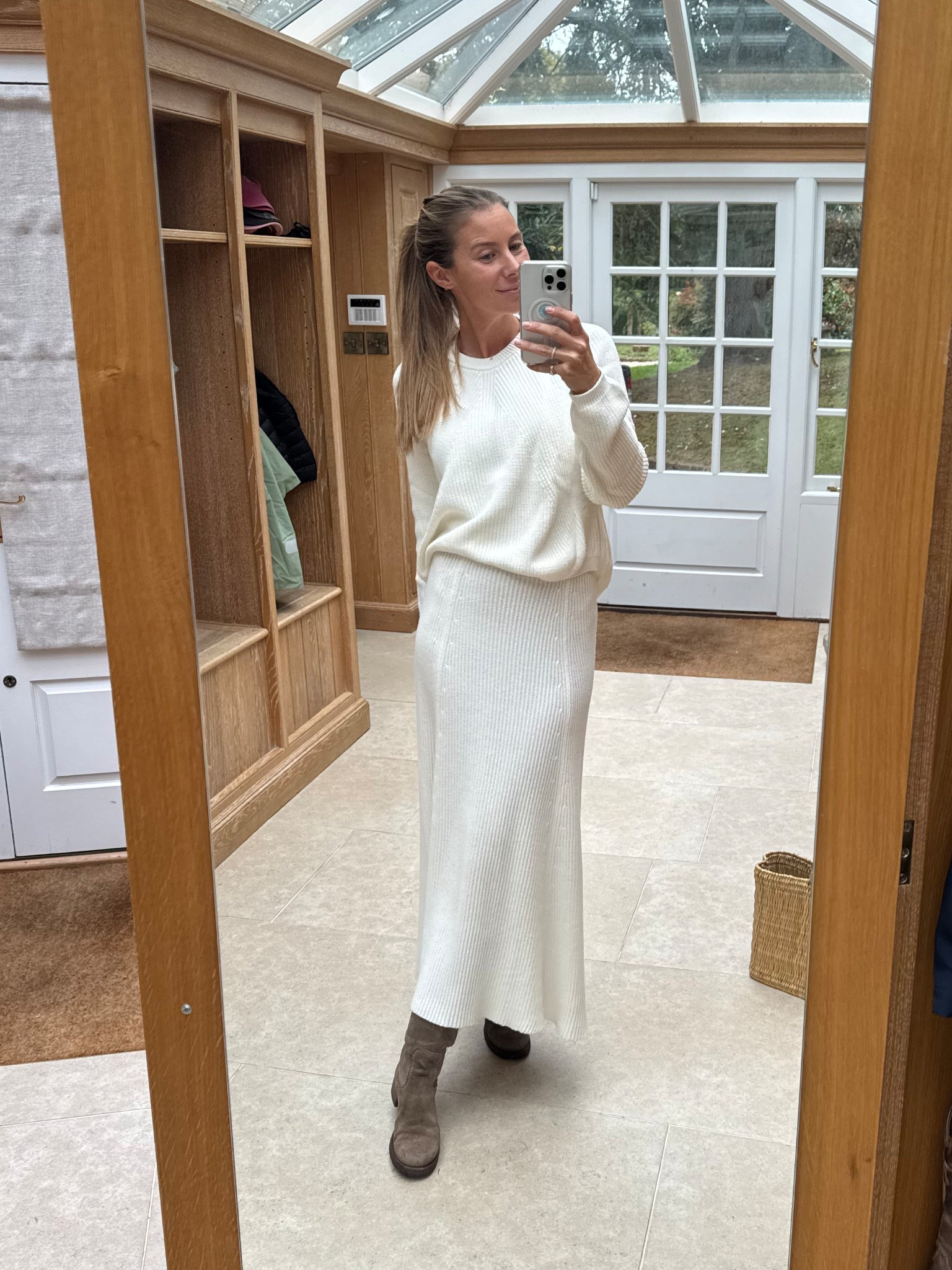 Knit skirt & jumper 🤍

#LTKautumn #LTKeurope #LTKstyletip