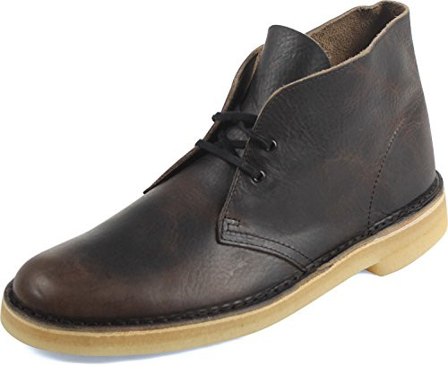 Clarks Originals desert boot in khaki leather with crepe sole