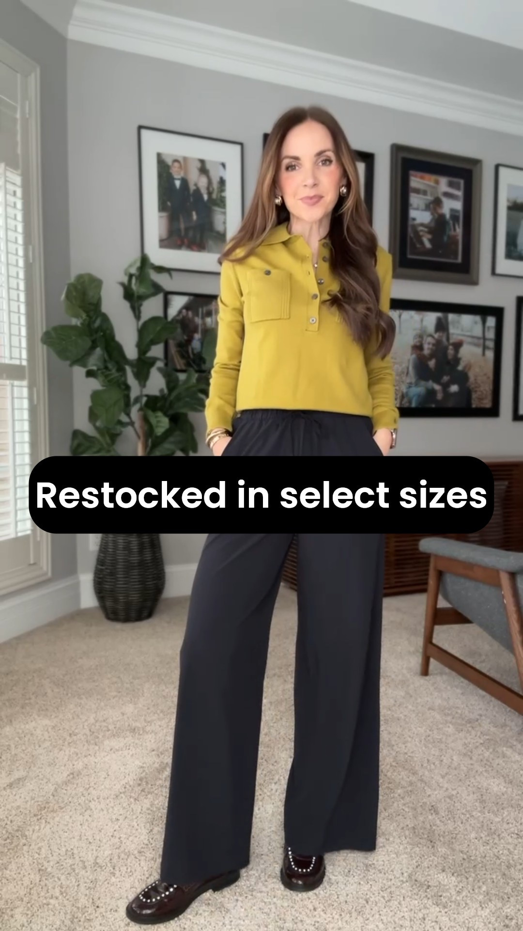 I’m loving this @bananarepublic too and just saw it’s restocked in select sizes and on sale! 🎉

#LTKootd