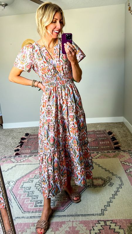 The perfect dress for Easter, graduation, season Mother’s Day, and as a wedding guest!

I’m wearing my true to size small. 100% cotton, has pockets, so comfortable. #springdress #easterdress #weddingguest

#LTKSeasonal #LTKFind #LTKFestival