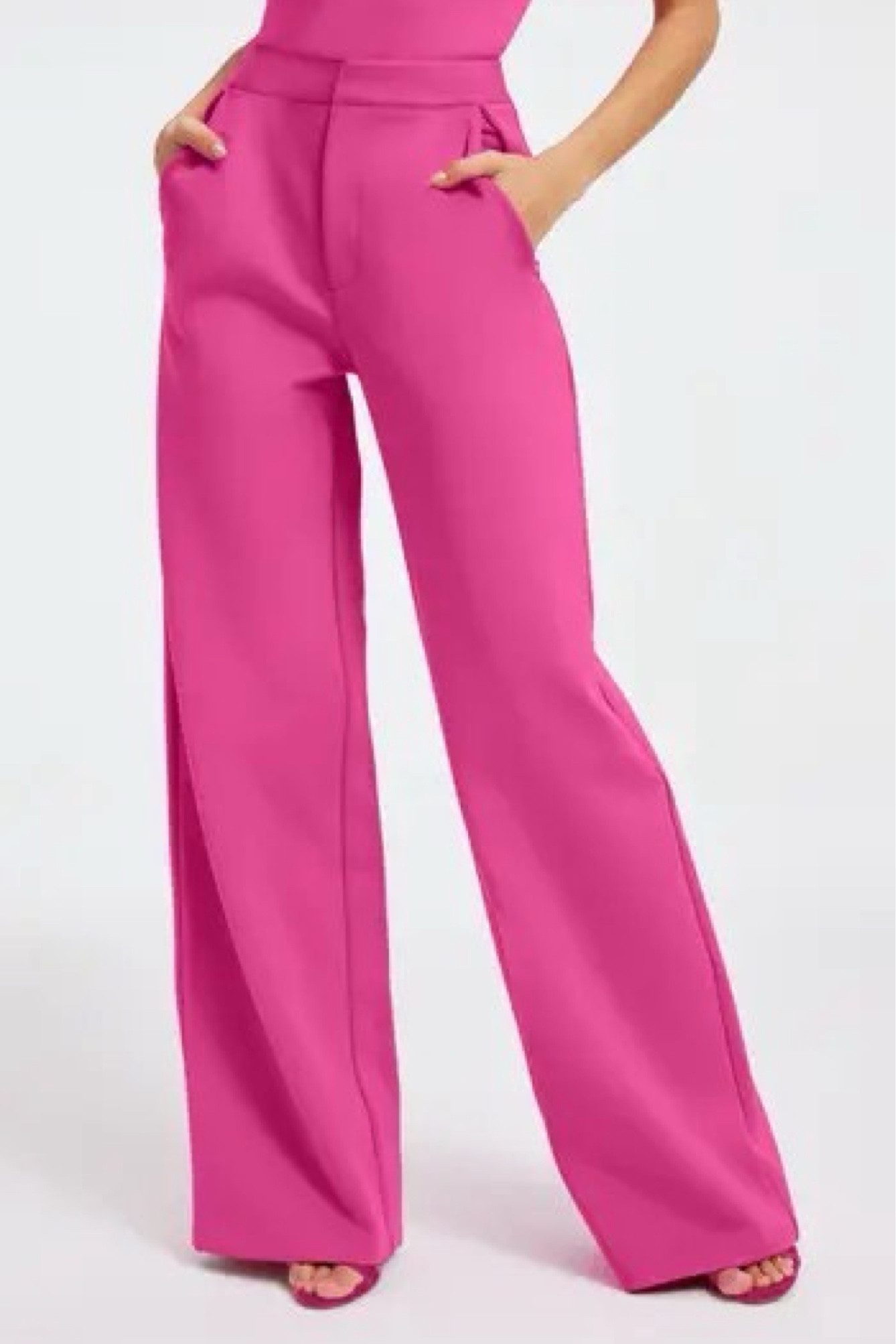 Happy Monday! Here’s a pop of color to brighten your days

It is the final week of the anniversary sale! Make sure you are getting those last picks. Many of my faves are selling out so check out my collections and product sets for last minute deals. #shopdeescloset #shopaholicscloset #ltksummersales

#LTKStyleTip #LTKxNSale