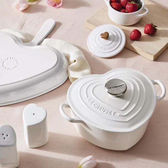 Traditional Heart Cocotte | Le Creuset