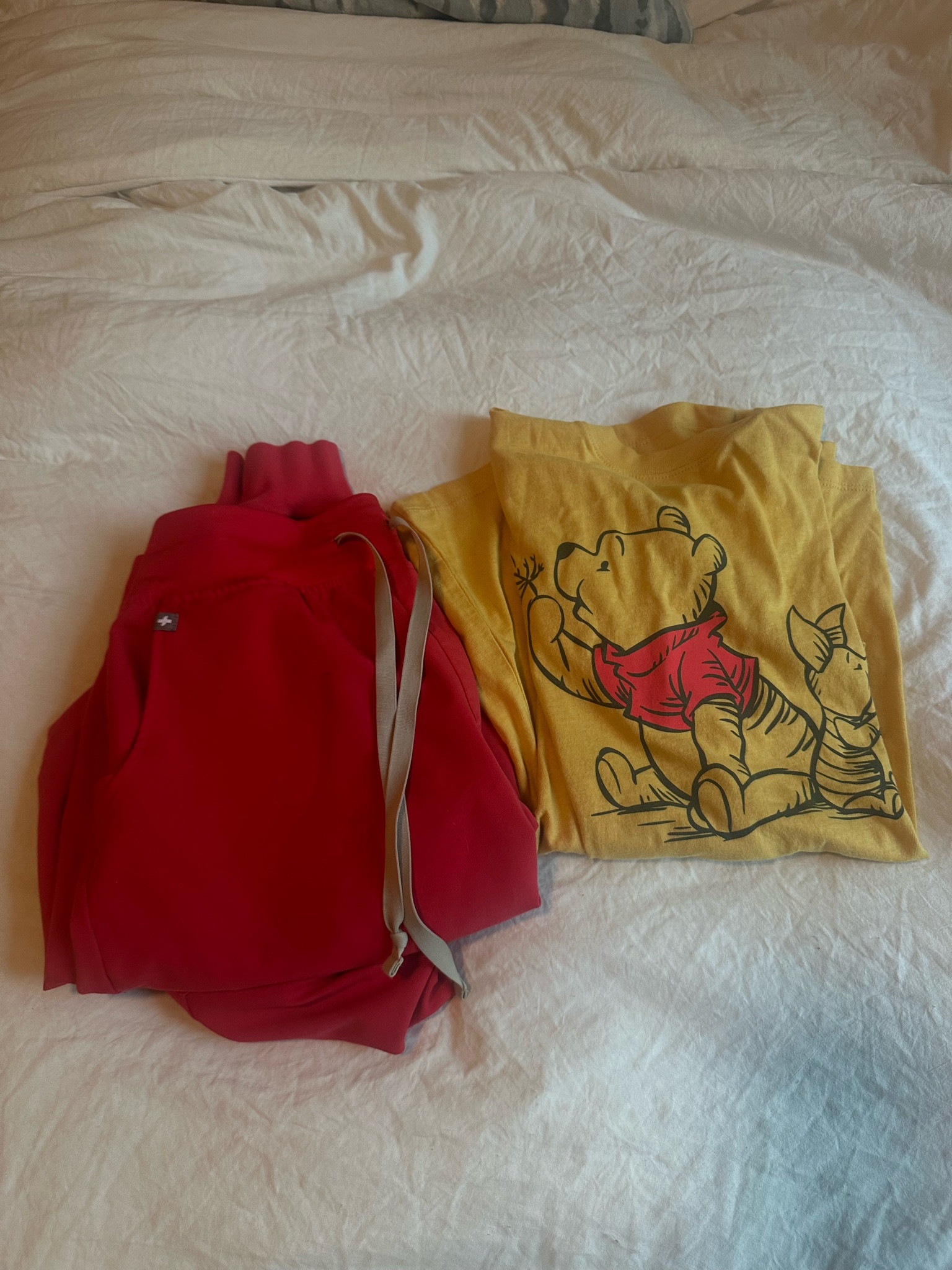 Winnie the Pooh t-shirt 🍯🎈