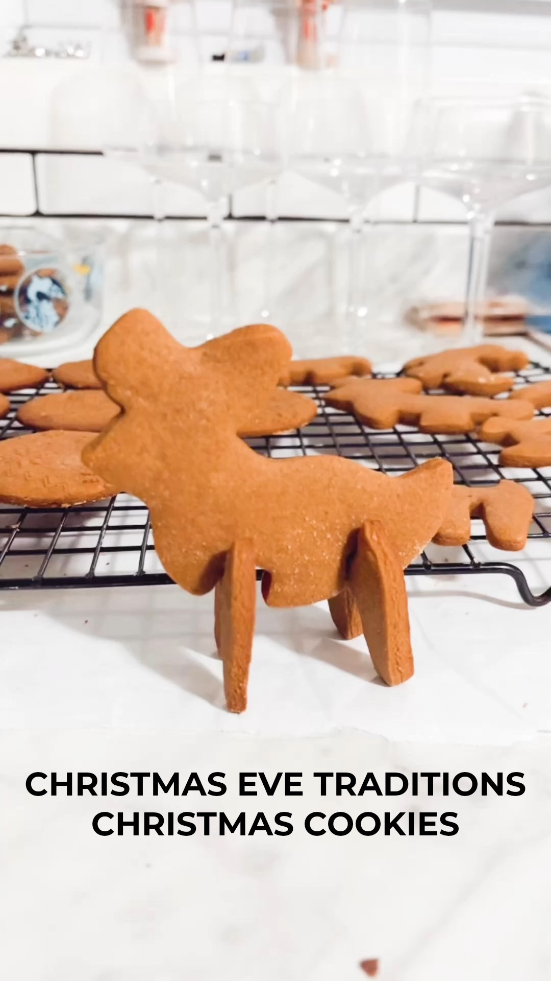 Christmas Eve traditions, Christmas baking, holiday hosting, Christmas cookies, gingerbread, sugar cookies 

#LTKHoliday #LTKFamily #LTKParties