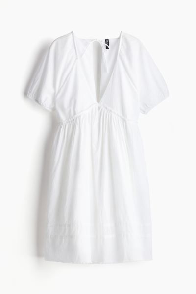 Tie-detail crinkled throw-on dress | H&M (UK, MY, IN, SG, PH, TW, HK)