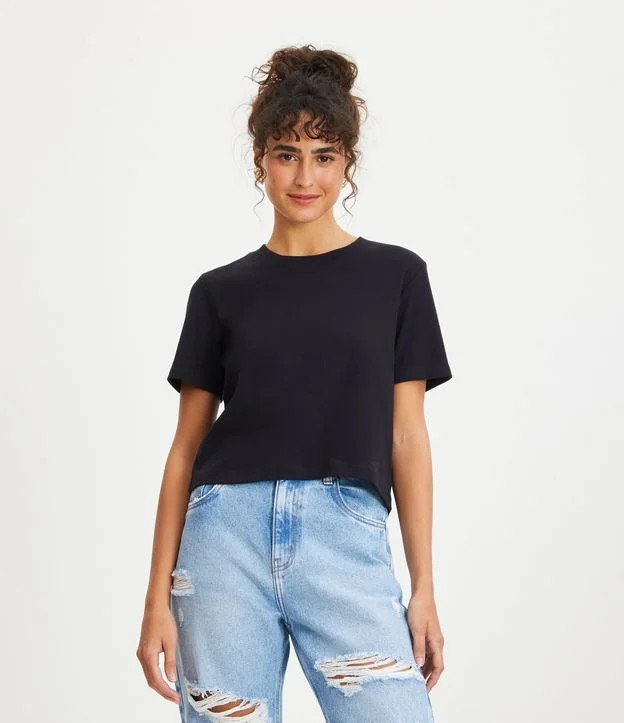 Camiseta Básica em Algodão Preto | Renner (BR)