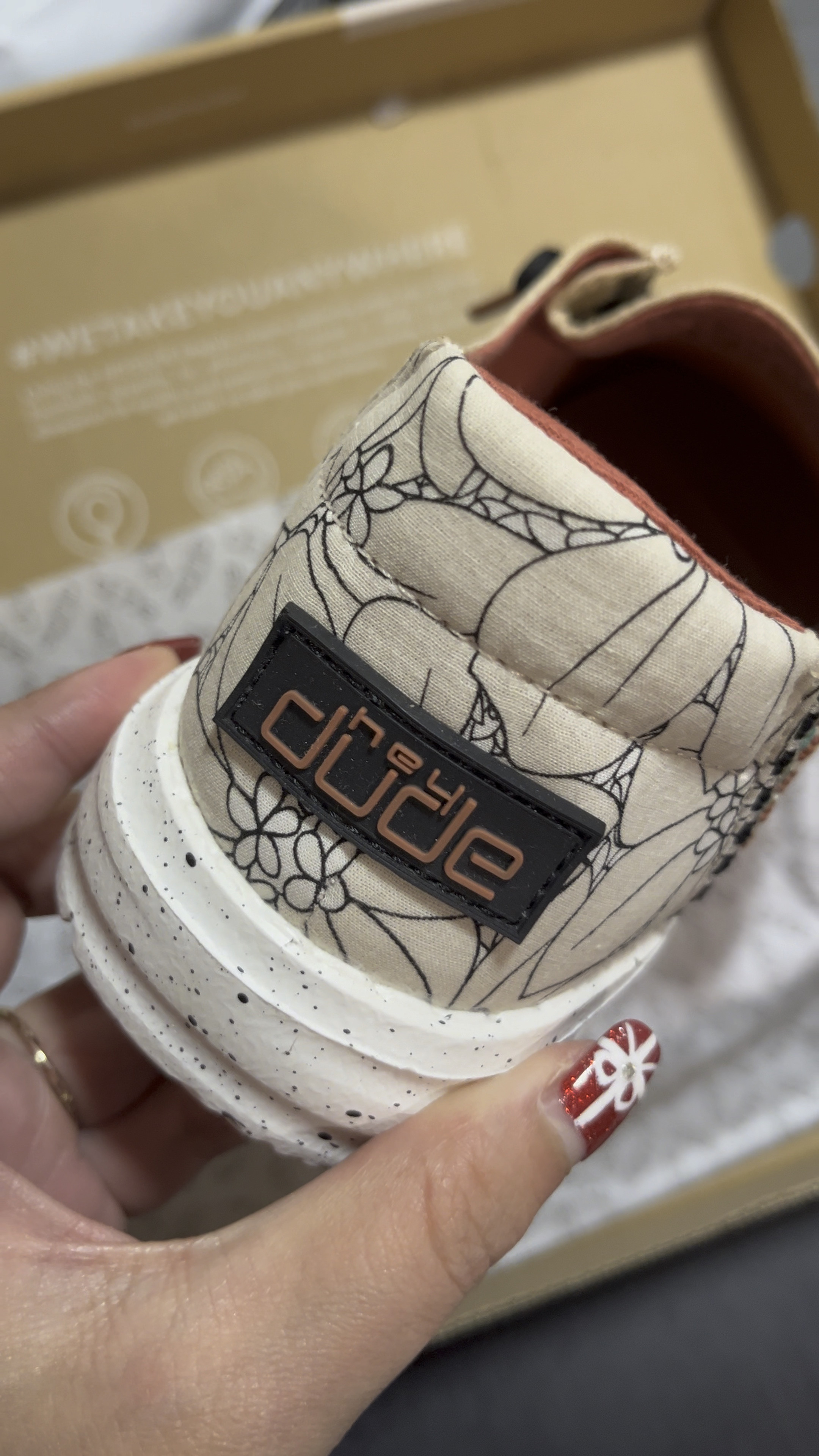 Floral printed Hey Dudes! #floral #casual #heydudes #footwear #beigeshoes #aesthetic 

#LTKfindsunder50 #LTKshoecrush #LTKVideo