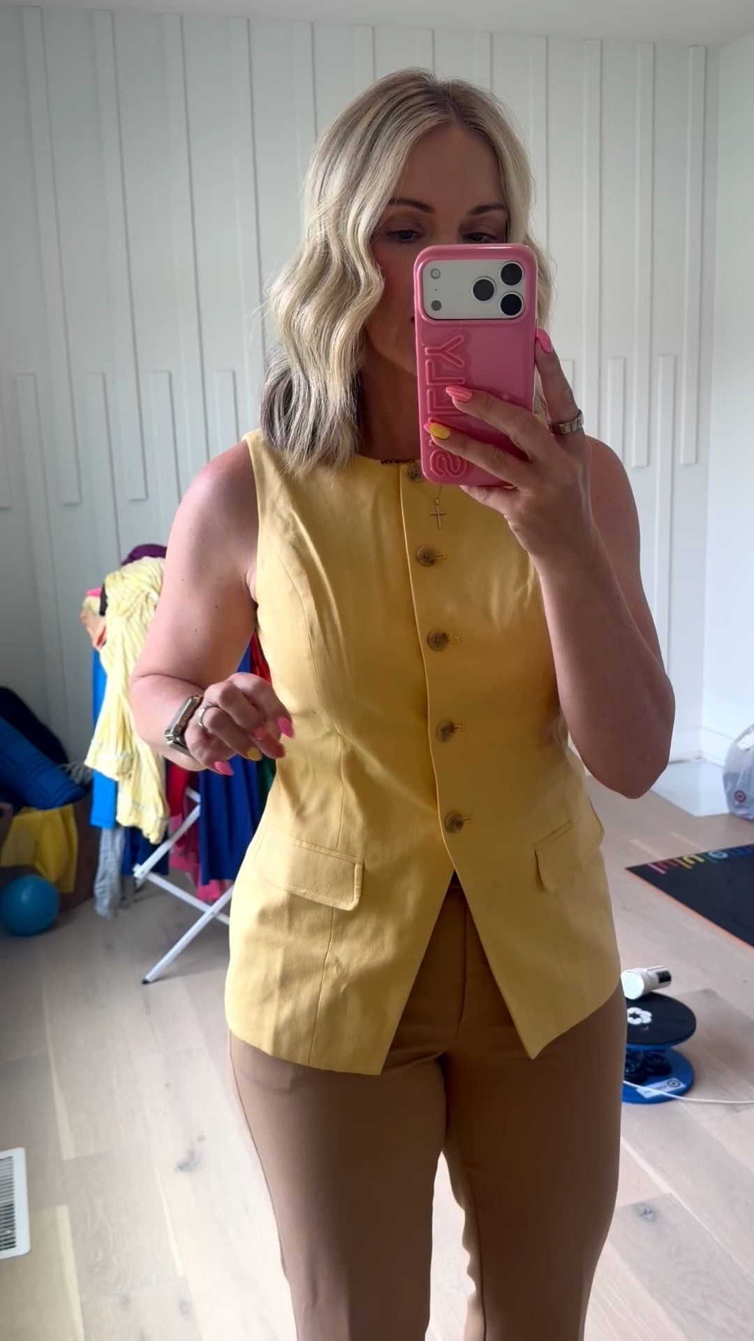 Love this vest!!! Size 6! 

Spring yellow!! 🌷🌷🌷 #hocspring

#LTKdayinmylife #LTKfitnessgoals #LTKSeasonal