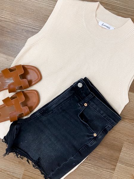 Simple spring and early summer outfit. Amazon outfit

#LTKshoecrush #LTKstyletip #LTKfindsunder100