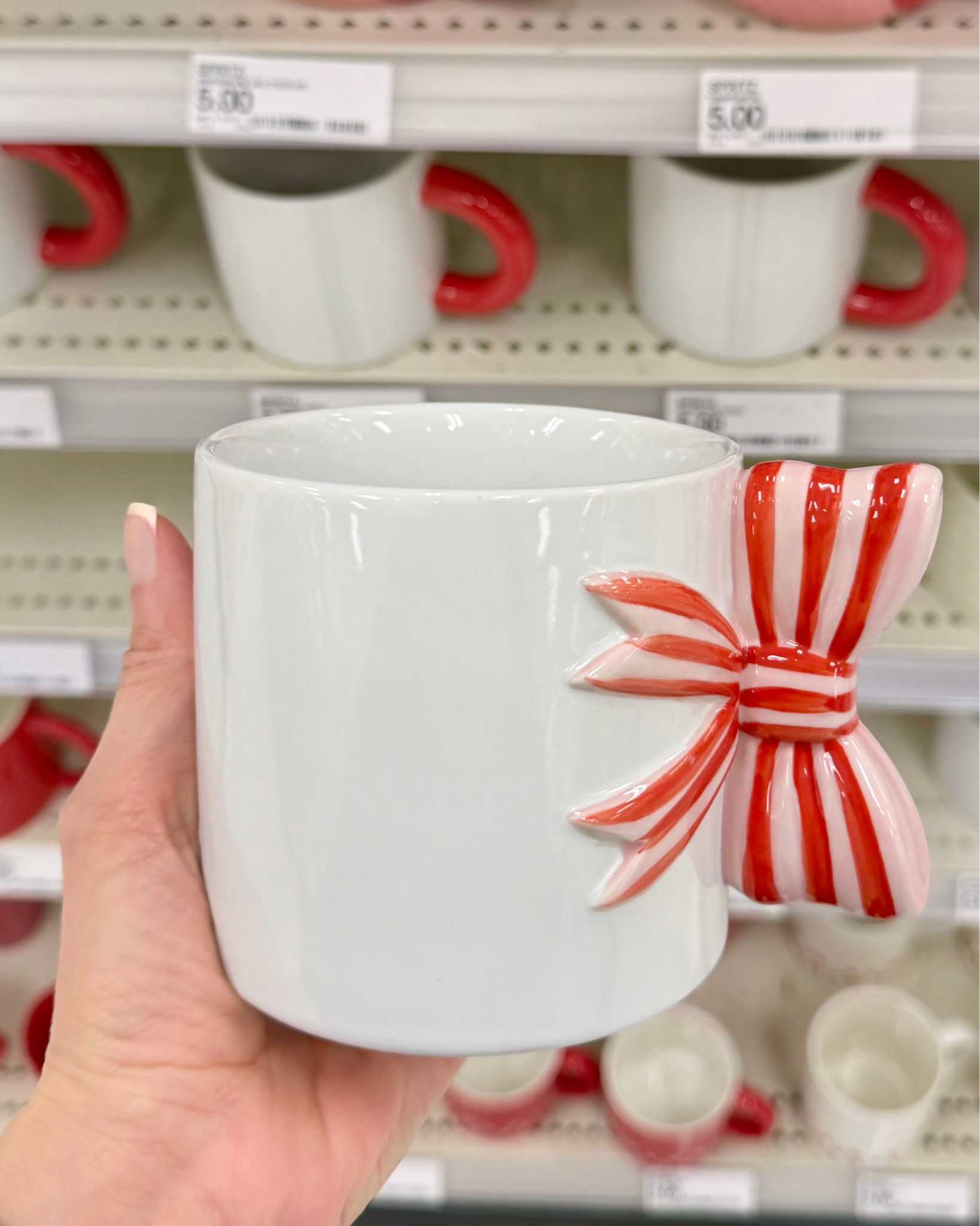 $5 Valentine’s Day mugs at Target 💕