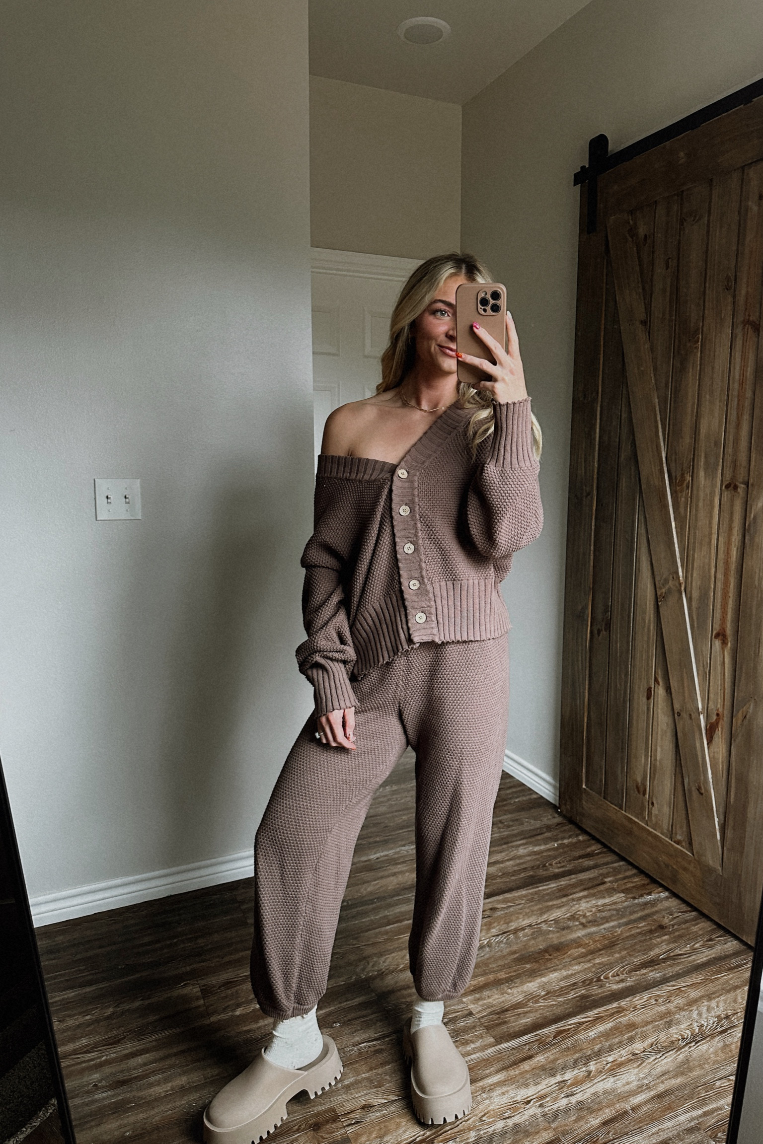 Cute cozy casual outfit


 #freepeople #matchingset #haileeset #datenight

#LTKstyletip #LTKMostLoved #LTKGiftGuide