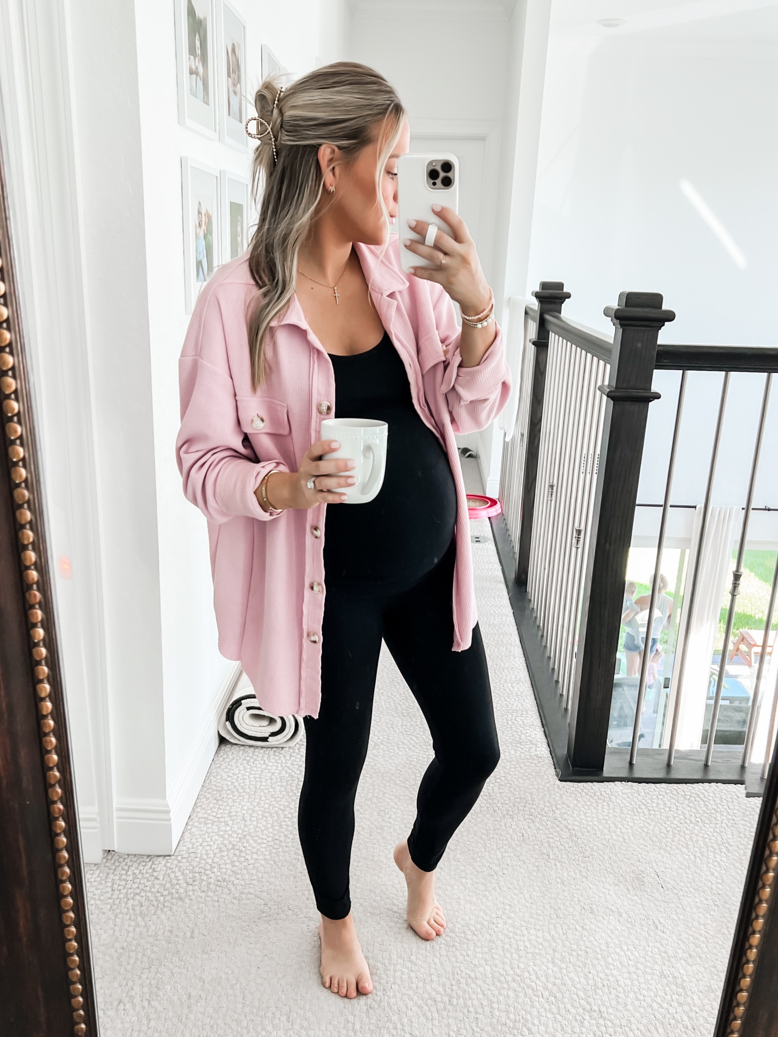 Super fast look today and makeup // links to it all from head to toe! 

#LTKstyletip #LTKbump