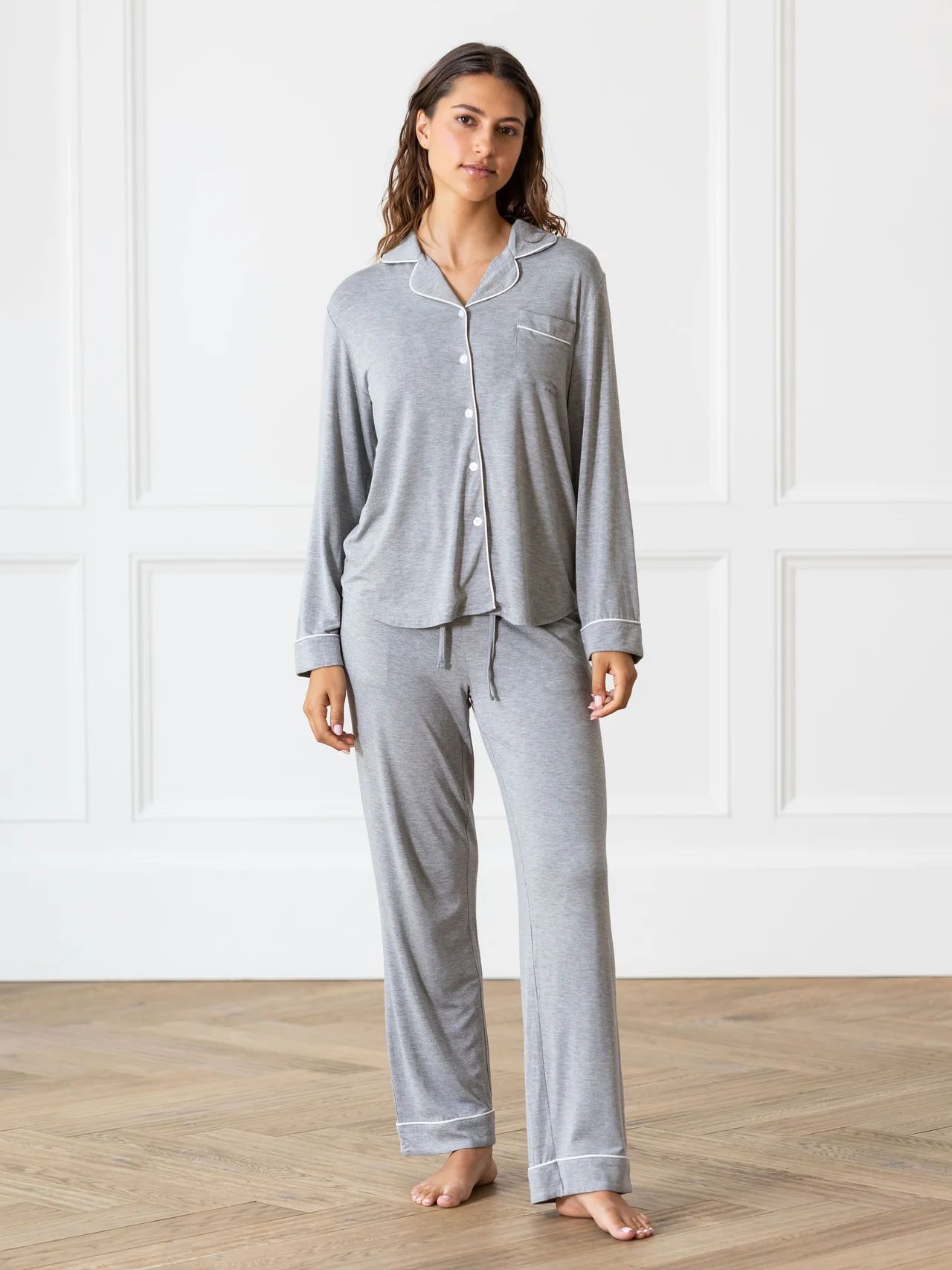 Women's Stretch-Knit Long Sleeve Bamboo Pajama Set | Cozy Earth