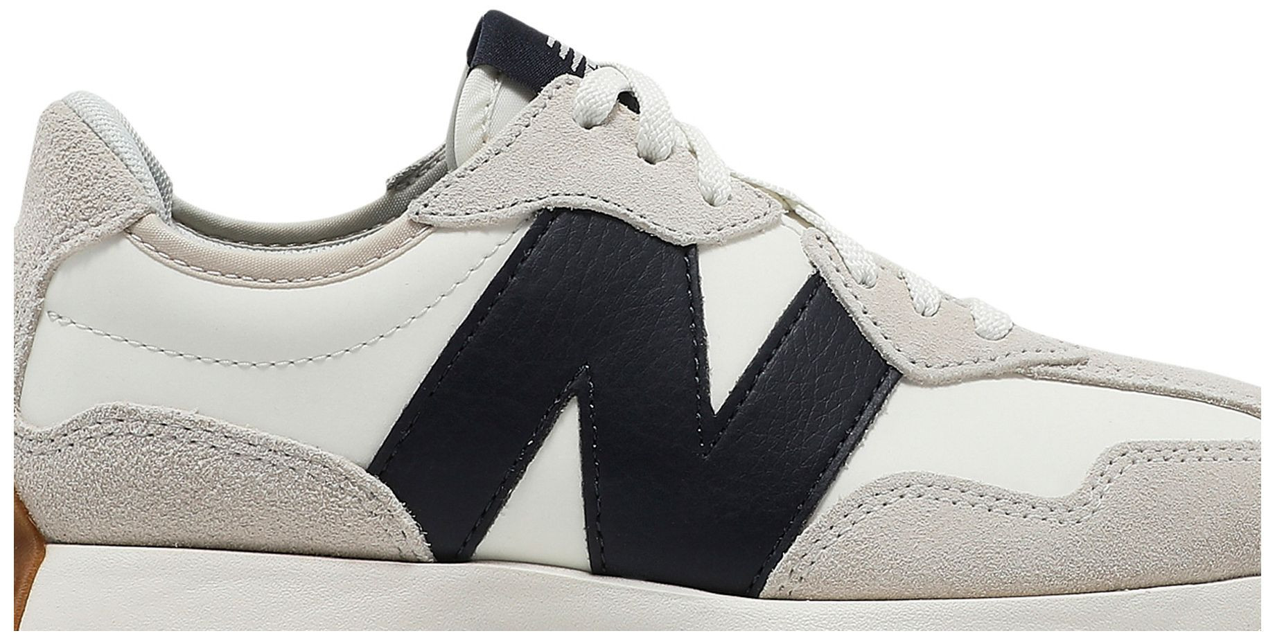 Wmns 327 'Moonbeam Outerspace' | GOAT