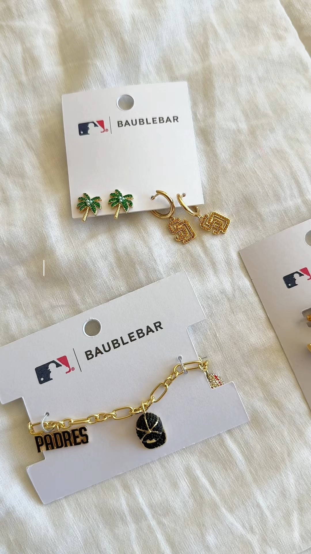 Bauble Bar Padres Jewelry 

#LTKSaleAlert