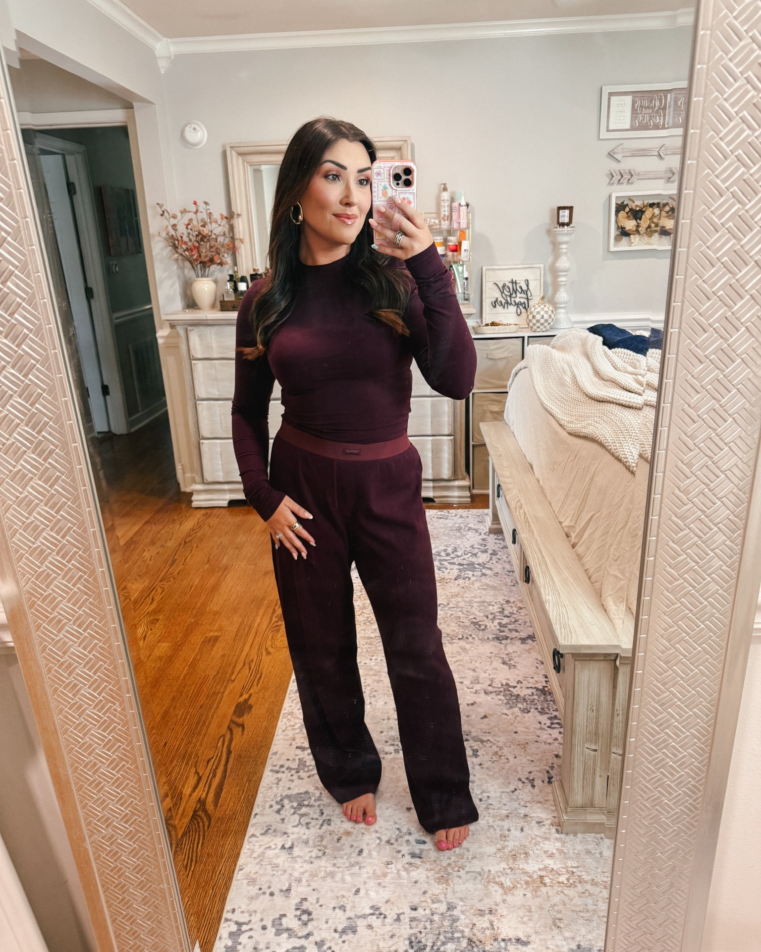 Been loving this set from Skims! Also I've been eyeing this set in grey 👀 so comfy & lightweight + they have a matching short sleeve, too 🙌🏼

#LTKootd #LTKgrwm #LTKSeasonal