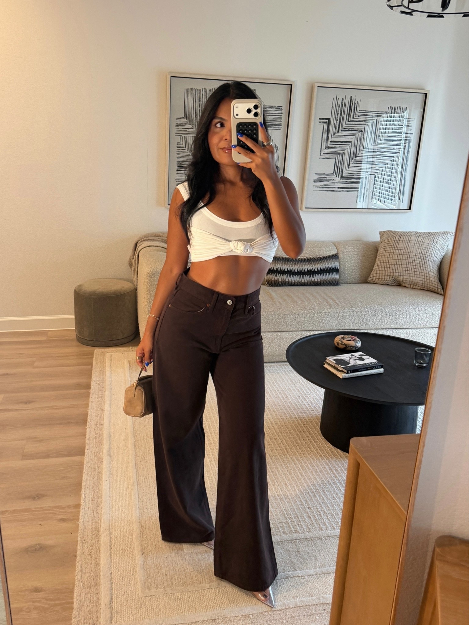 Size 26 regular length jeans! Top is old :(