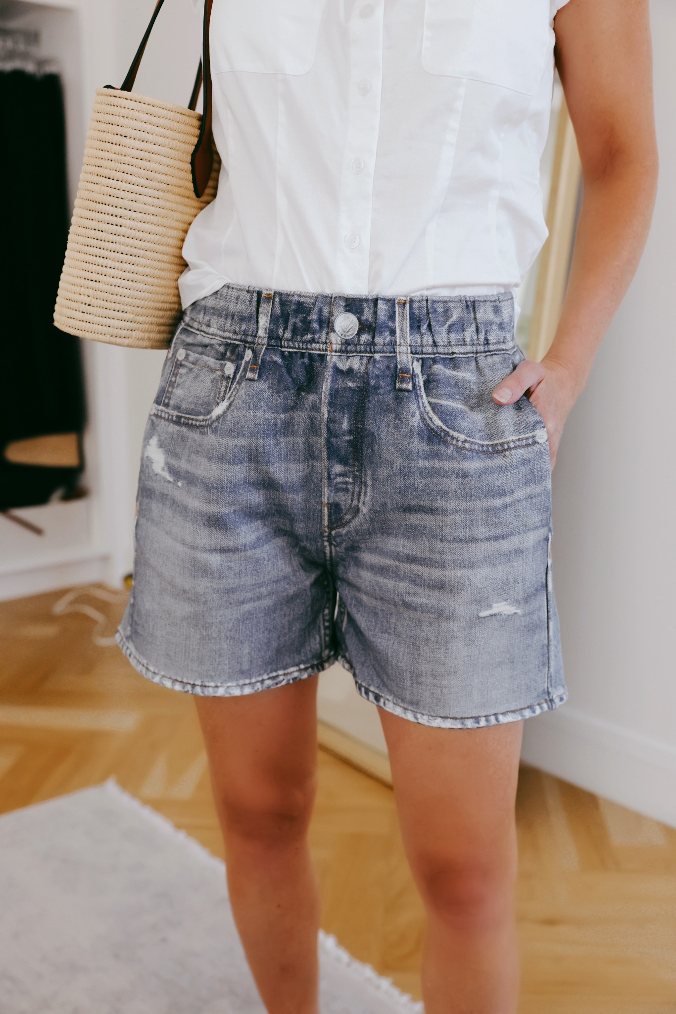 Introducing sweatpant jean…SHORTS! And they’re currently 25% off! 🙌🏻 true to size 