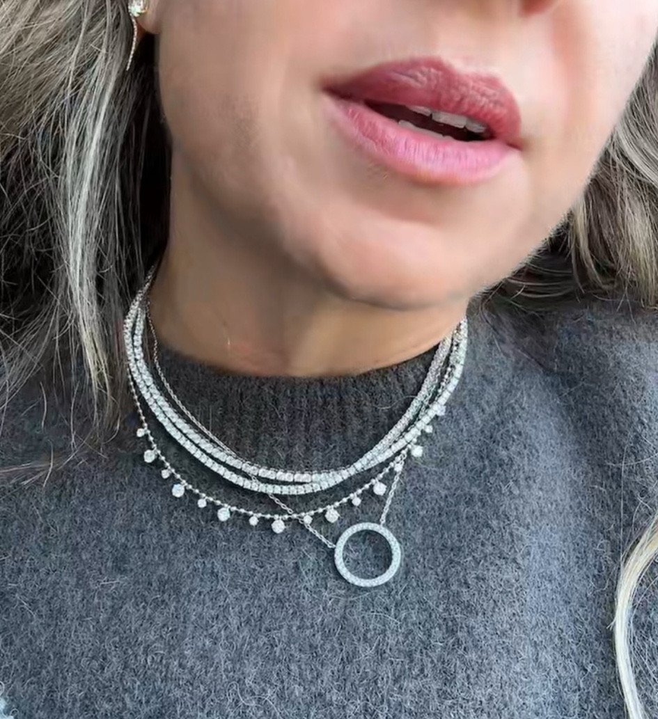 White gold & diamonds are ELITE 💎

#LTKStyleTip #LTKFindsUnder100 #LTKGiftGuide
