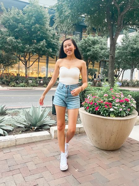 Top (medium - runs big), shorts (25), Levi’s shorts, white converse, summer outfit, summer fashion, amazon fashion, amazon outfit, amazon shorts 



#LTKSeasonal #LTKunder50 #LTKstyletip