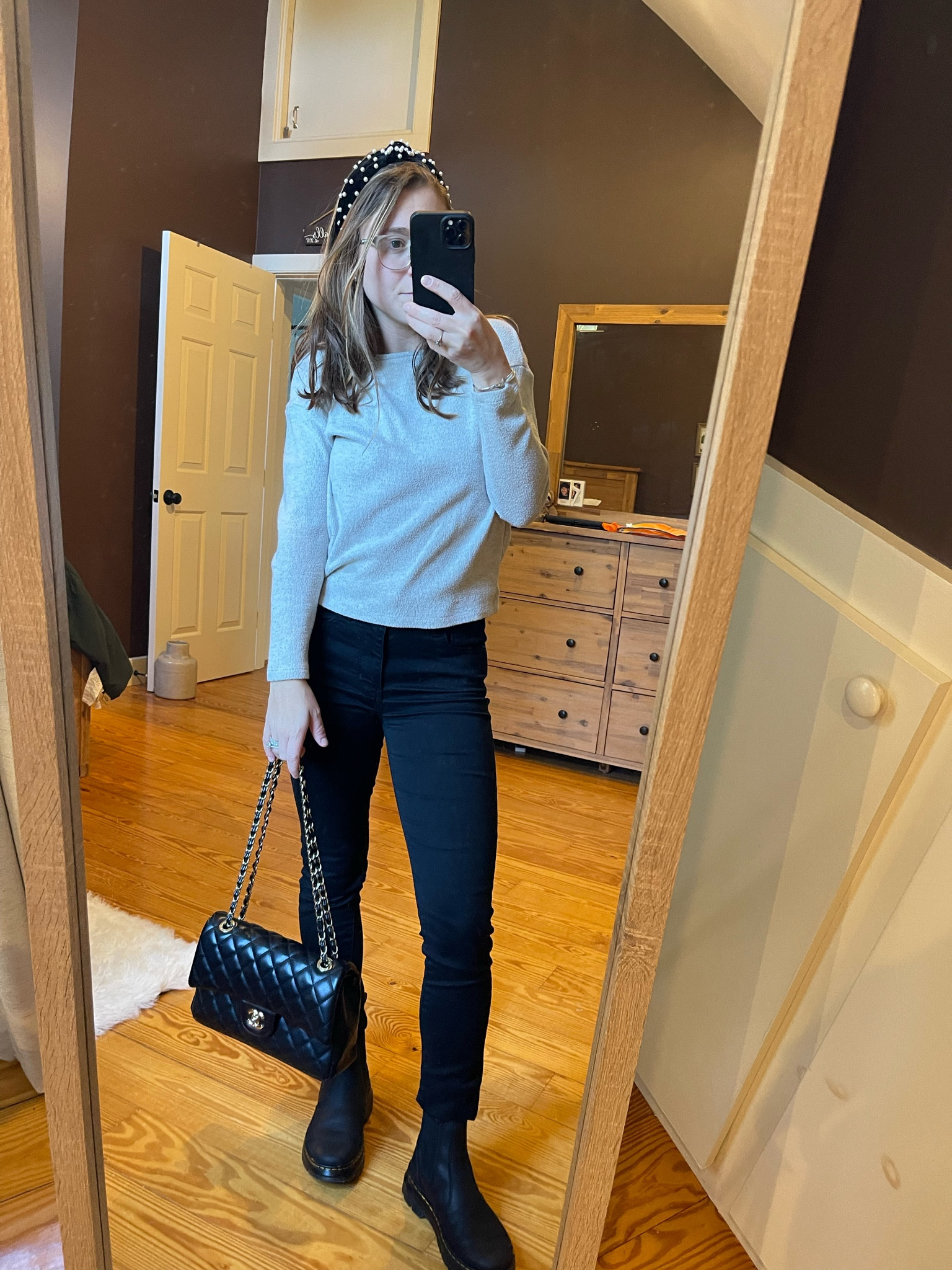 Very serious about this capsule wardrobe. If it’s not nude or black it’s not for me 🤍

#LTKSeasonal #LTKunder100 #LTKHoliday