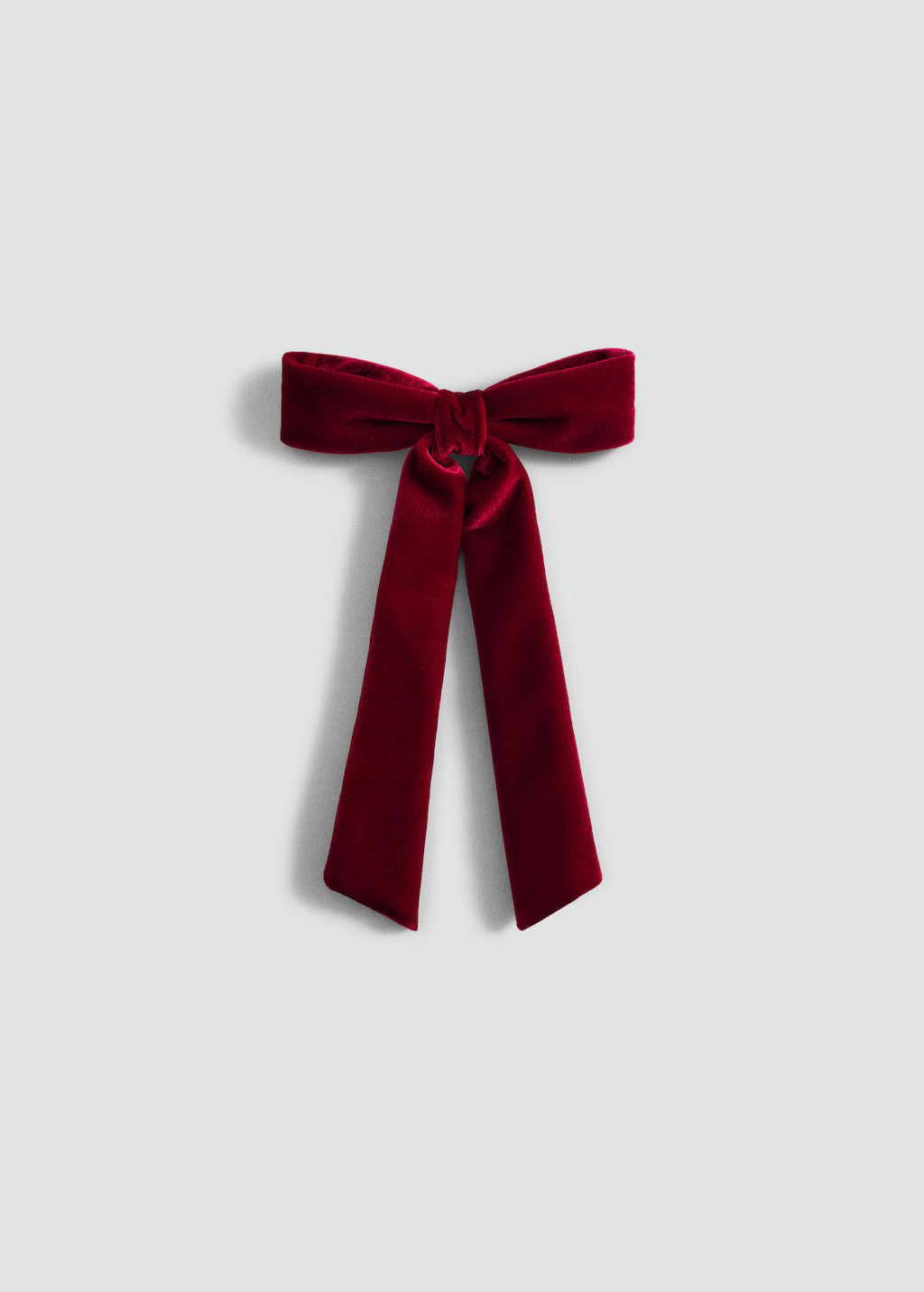 Velvet bow hairclip - Women | MANGO USA | Mango (US/MX/AU)