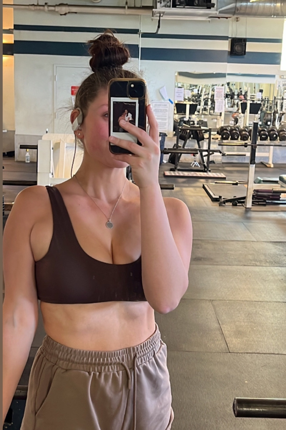 Summer gym staples!!! Joah Brown dupes and the best gyn tees and short 🛍️👟🍾🫶🏻🤍💫

#LTKstyletip #LTKfit #LTKSeasonal