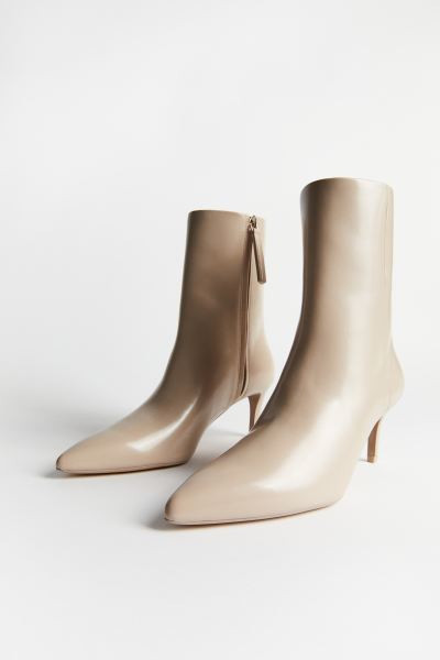 Heeled boots - Black - Ladies | H&M GB | H&M (UK, MY, IN, SG, PH, TW, HK)