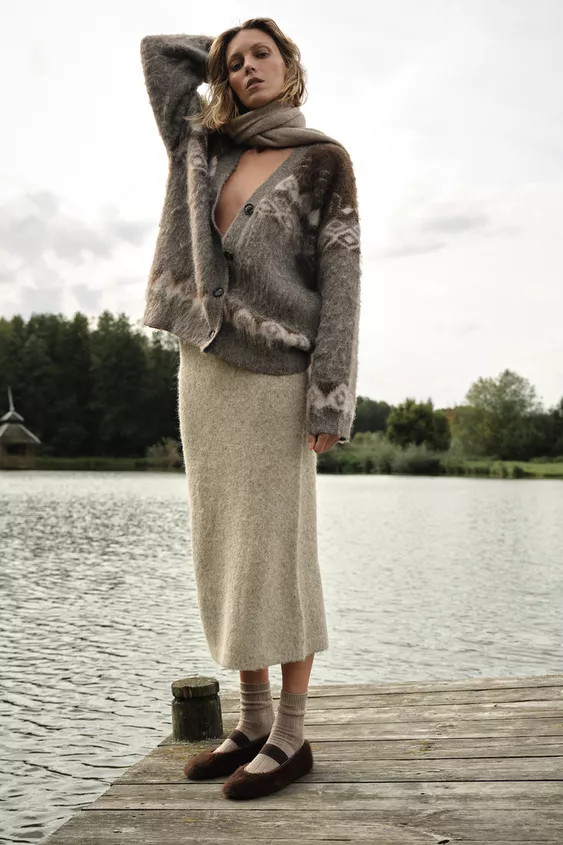 BRUSHED EFFECT KNIT MIDI SKIRT | Zara Canada