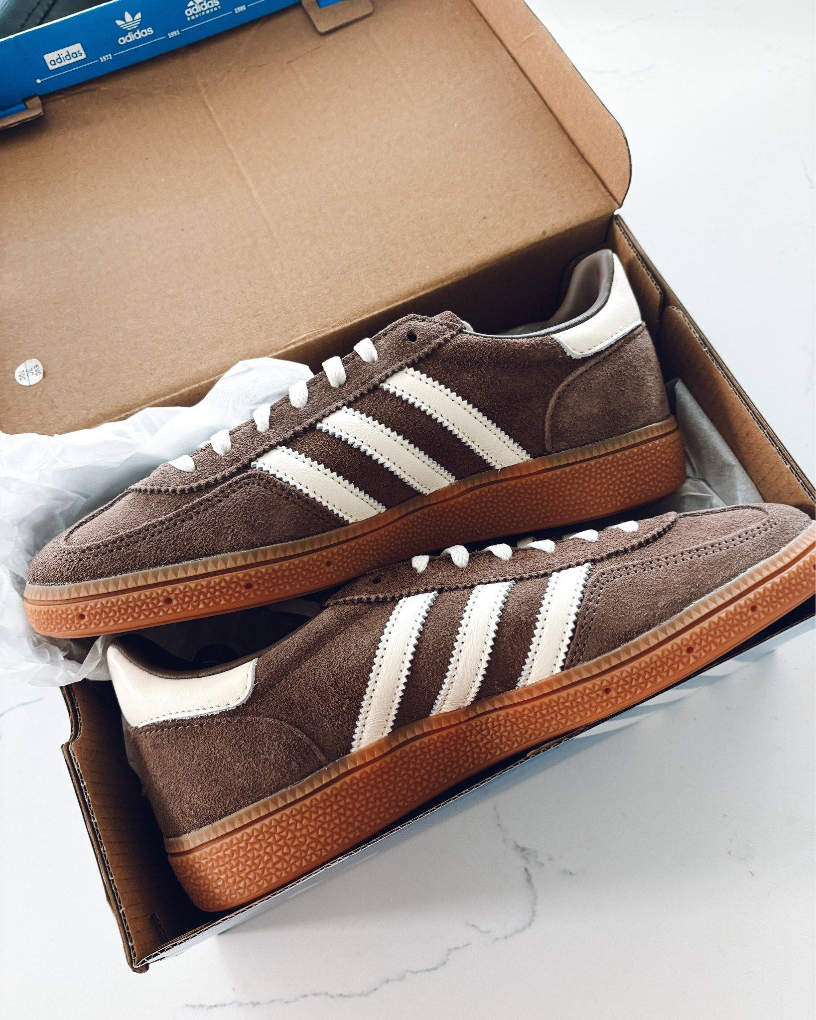 so excited about these new brown adidas!!!! I get my true size! 

| adidas | womens sneakers | fall shoes  | fall outfit | brown sneakers

#LTKShoeCrush #LTKSeasonal
