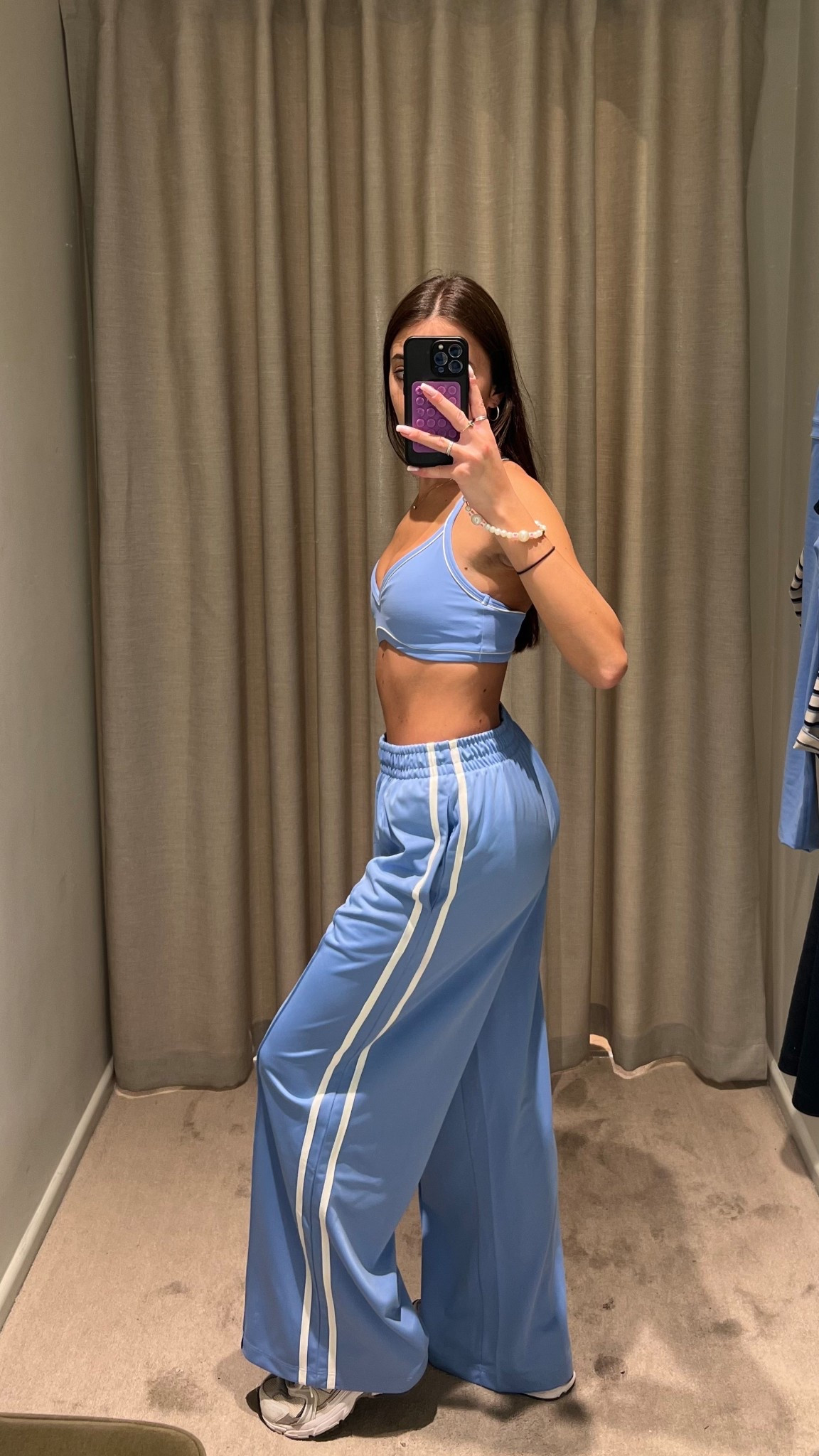 Obsessed with this new activewear set by TALA 🤍

(I wear XS and am 5”4 for reference)

#LTKfitness #LTKsummer #LTKpetite
